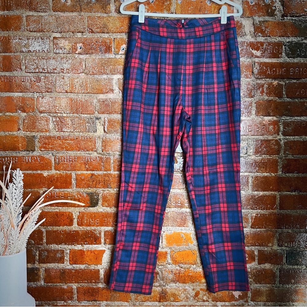High waisted Plaid Trousers